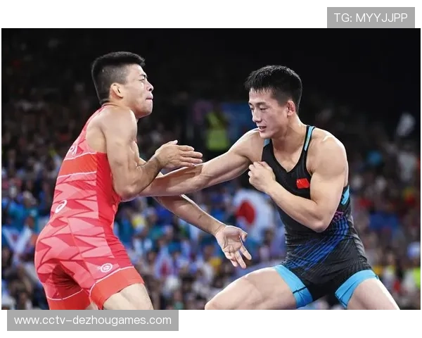 海南选手王晨阳获51-54公斤级举重亚军 唐辉阳斩获46-48公斤级银牌